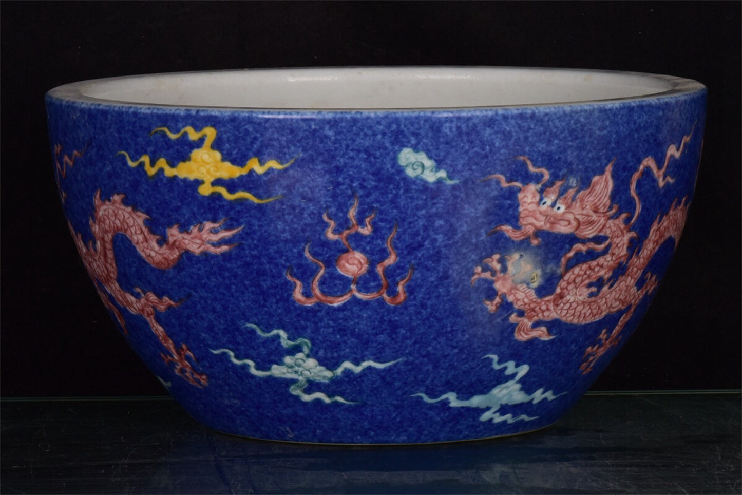 Chinese antique snowflake blue dragon patterned bowl
