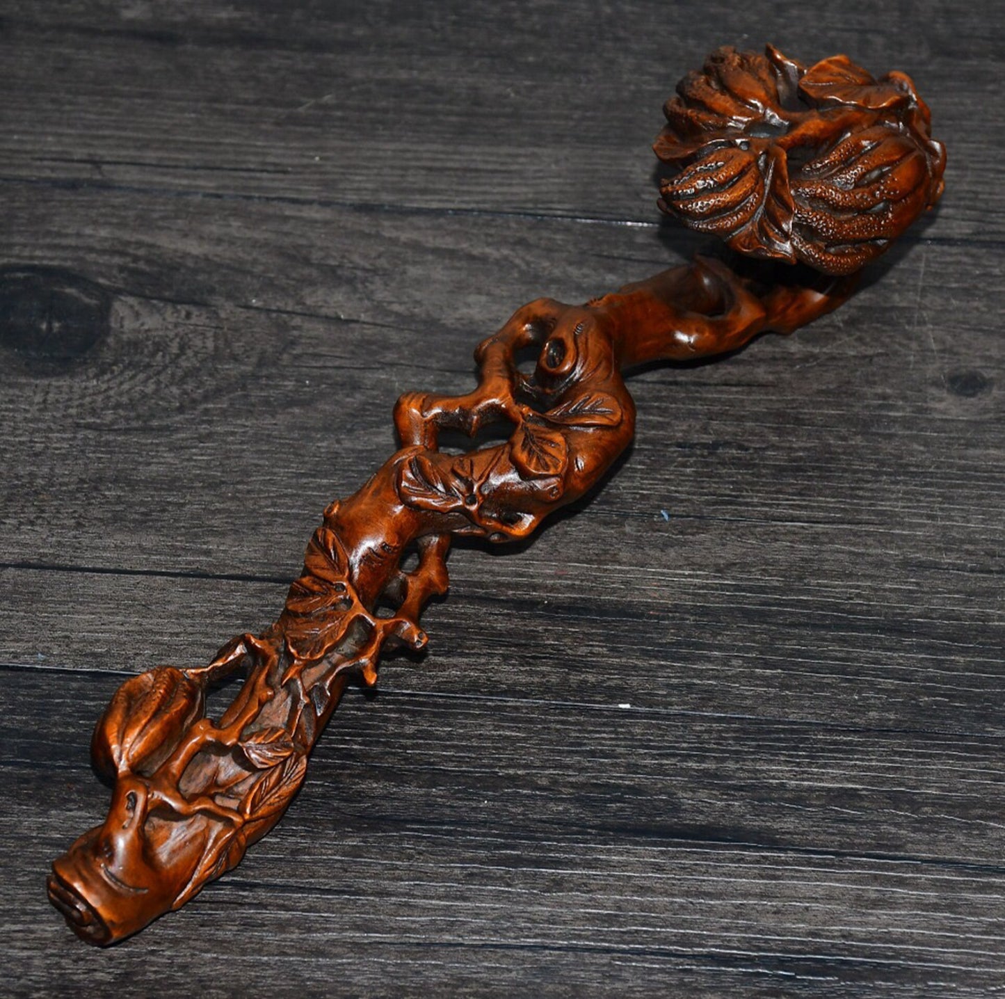 Chinese antique boxwood Buddha's hand ornament