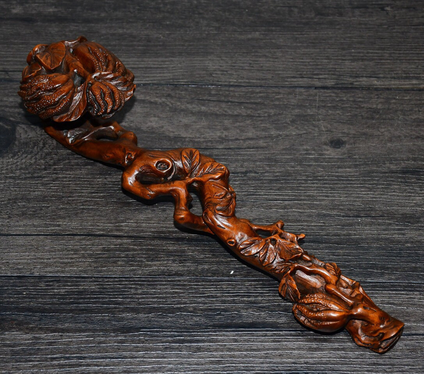 Chinese antique boxwood Buddha's hand ornament