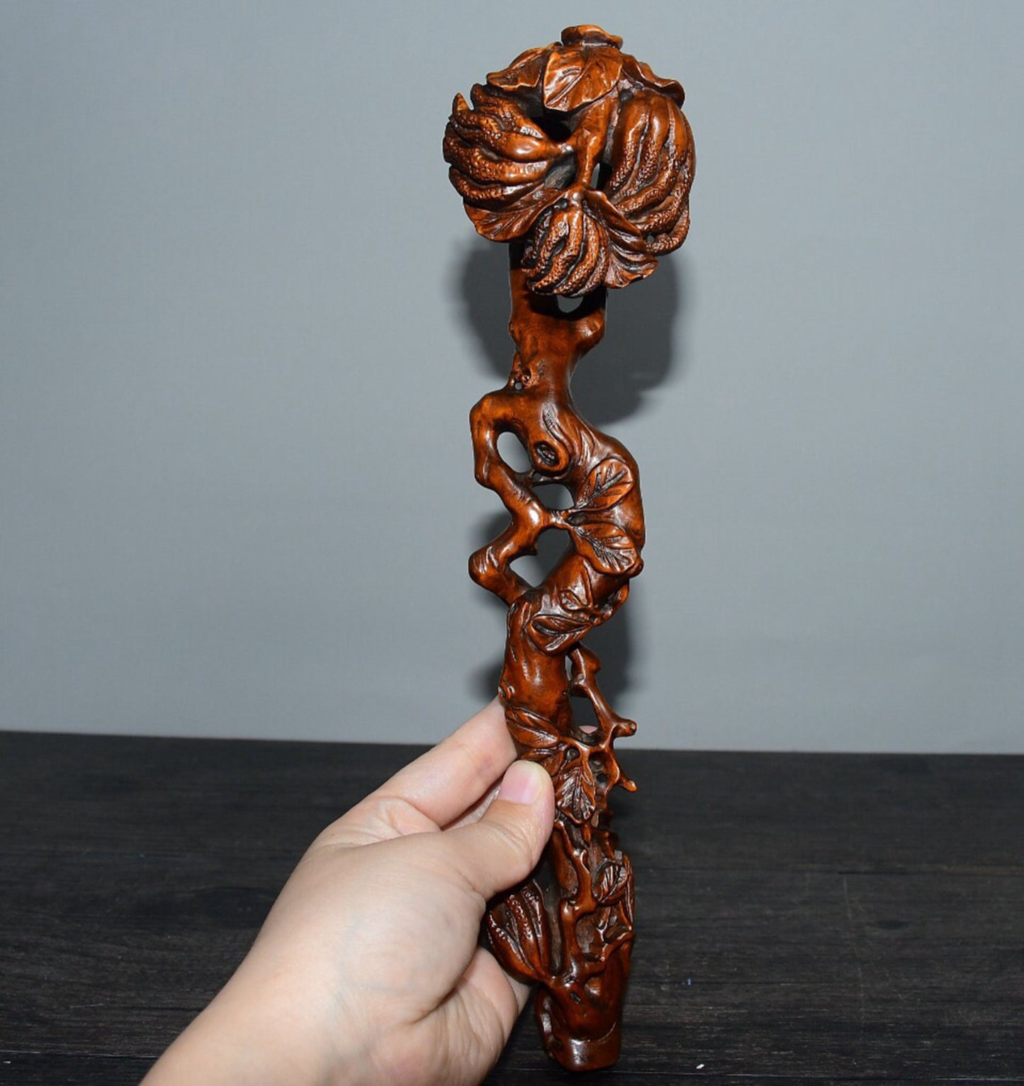 Chinese antique boxwood Buddha's hand ornament