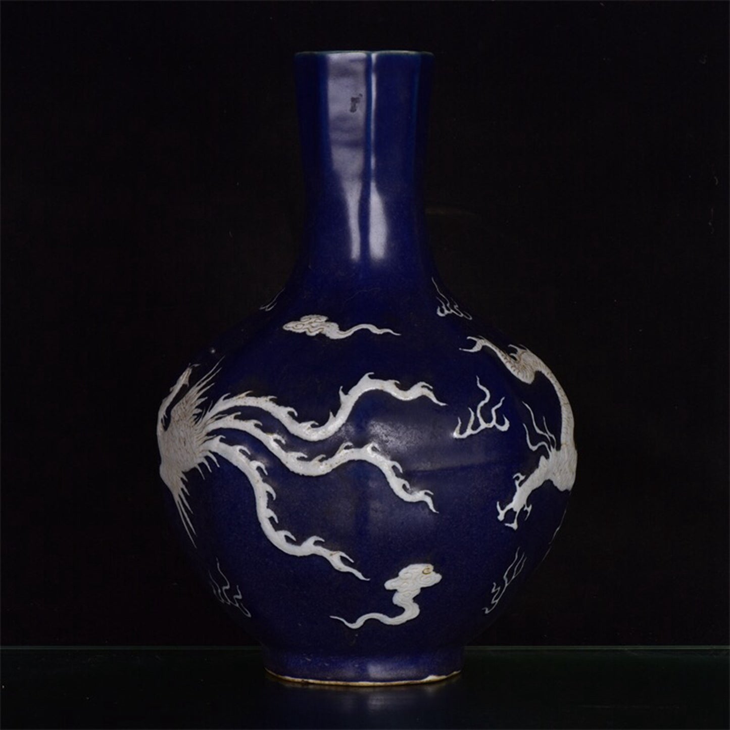 Chinese antique blue and white dragon phoenix auspicious pattern octagonal celestial ball bottle