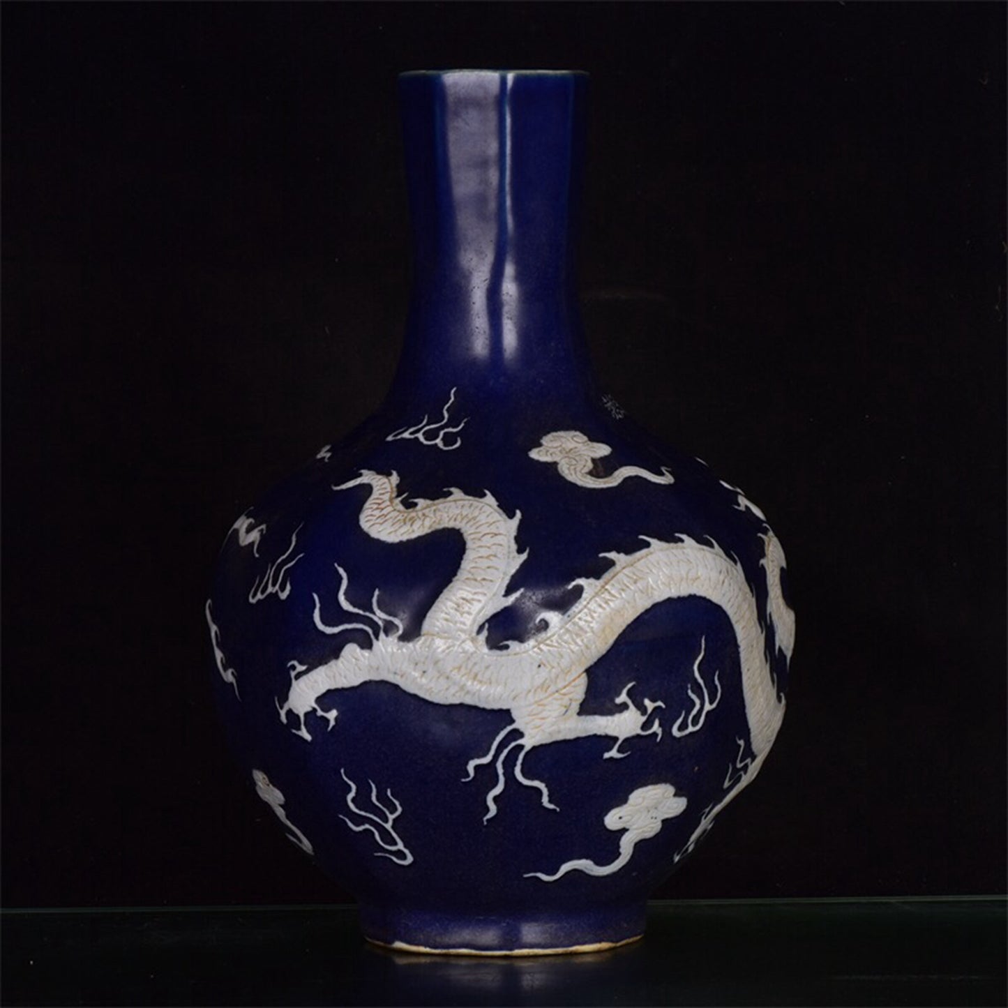 Chinese antique blue and white dragon phoenix auspicious pattern octagonal celestial ball bottle