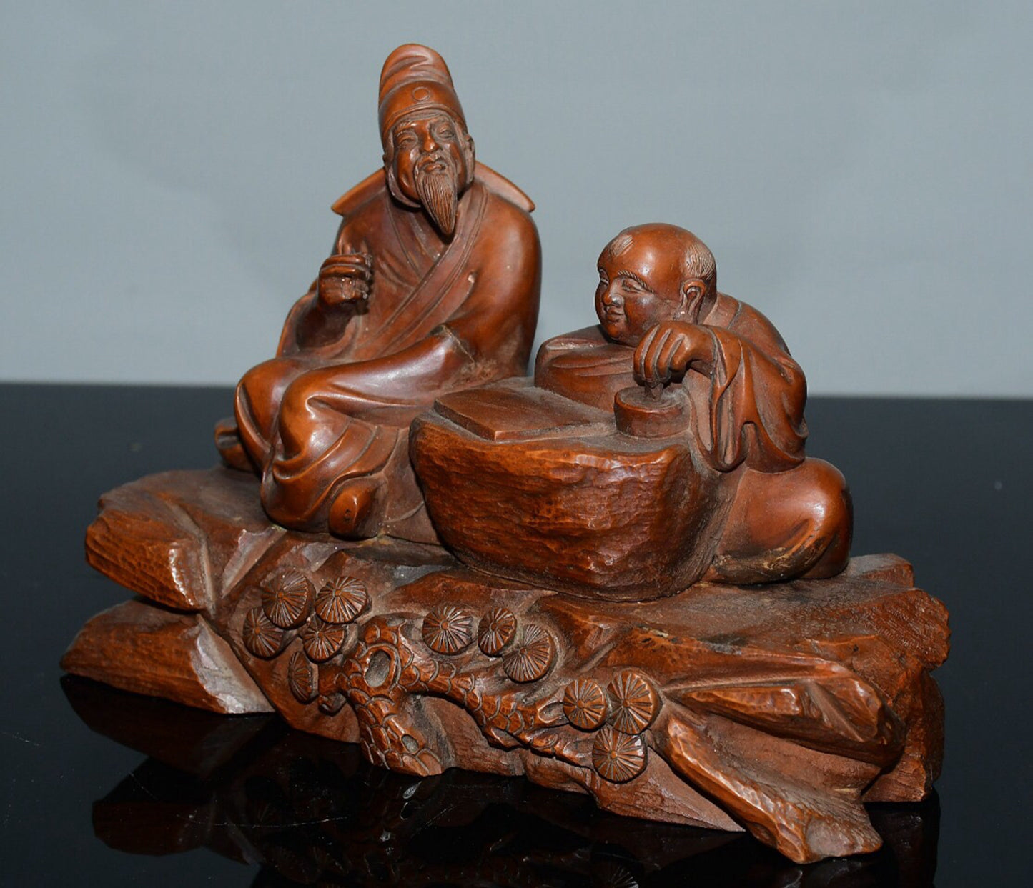 Chinese antique boxwood tea sage ornaments