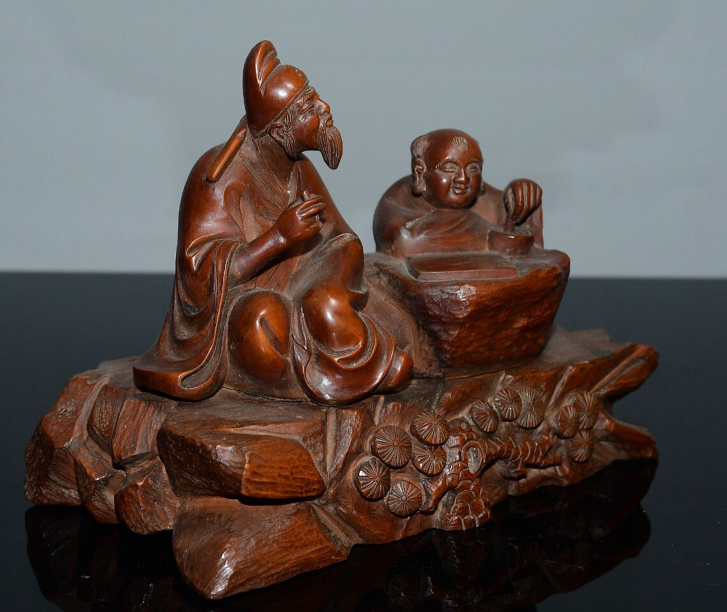 Chinese antique boxwood tea sage ornaments