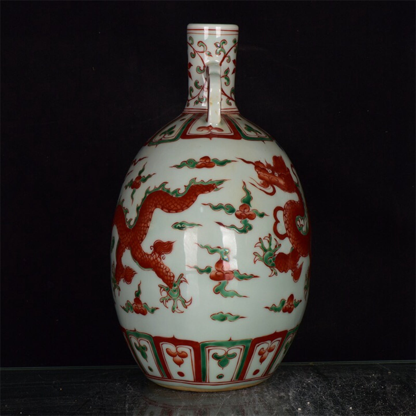 Chinese antique red and green dragon patterned double ear moon hugging bottle