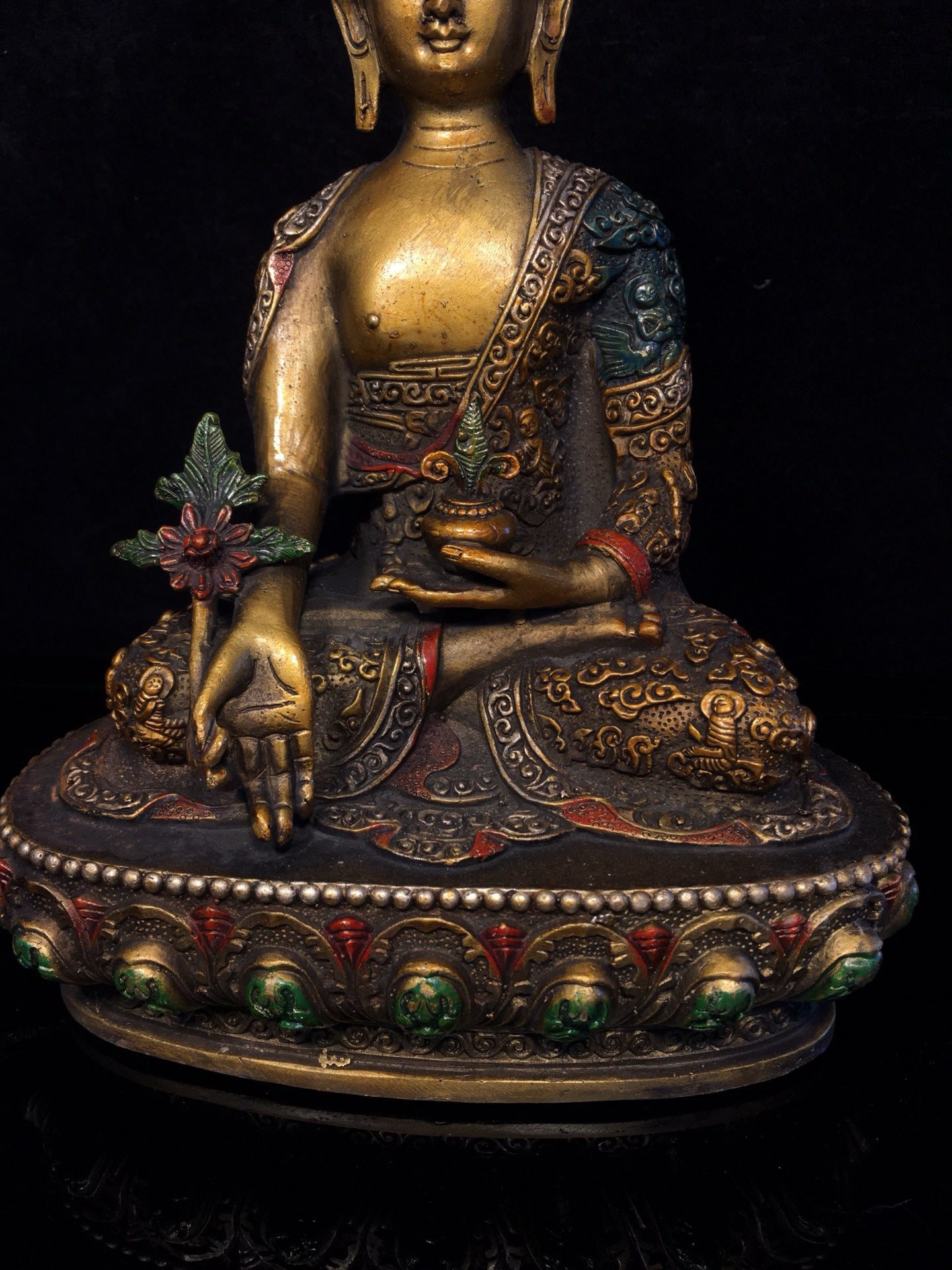 Chinese antique pure copper statue of Shakyamuni Buddha