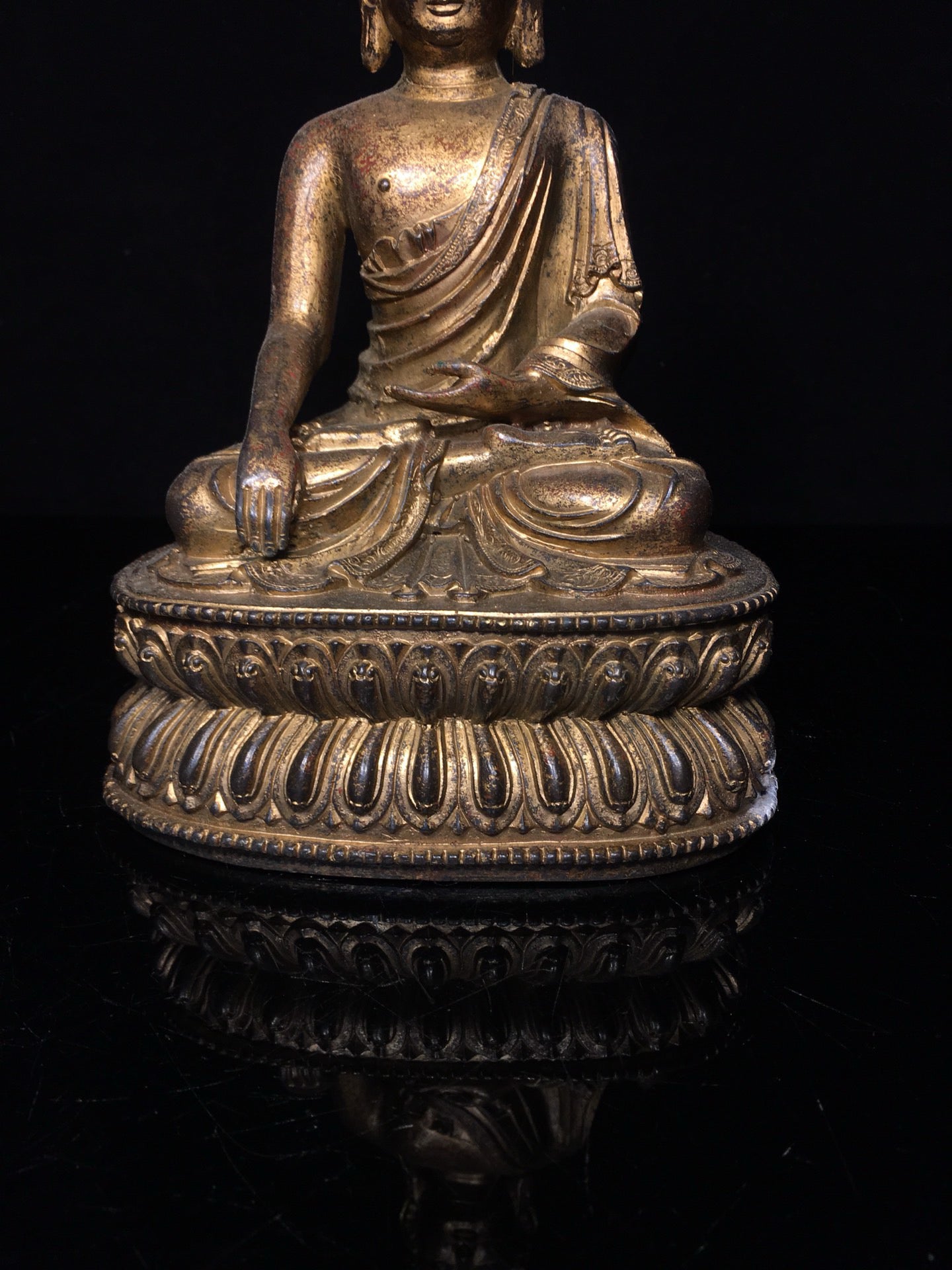 Chinese antique pure copper statue of Shakyamuni Buddha
