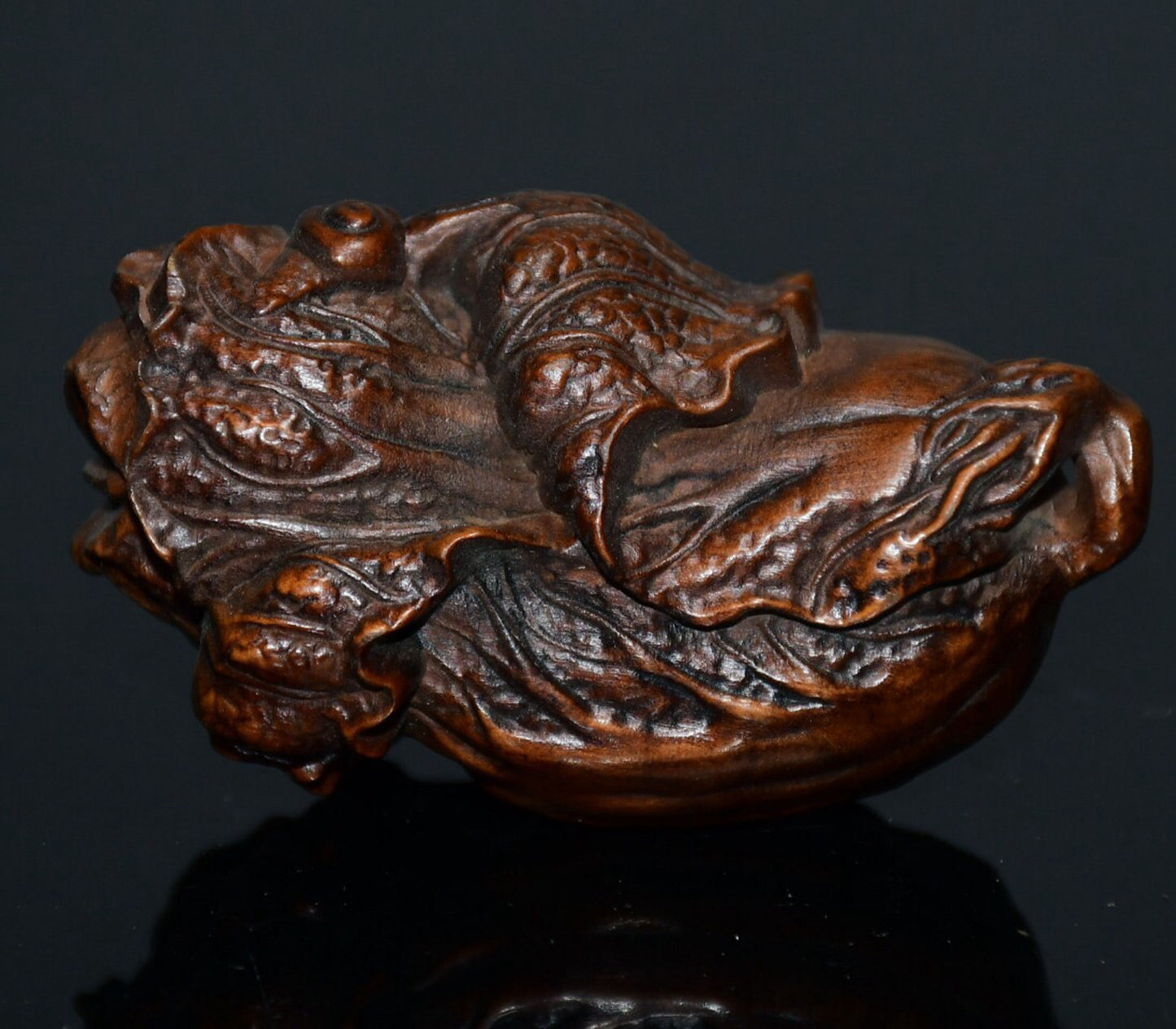 Chinese antique small leaf boxwood cabbage handle