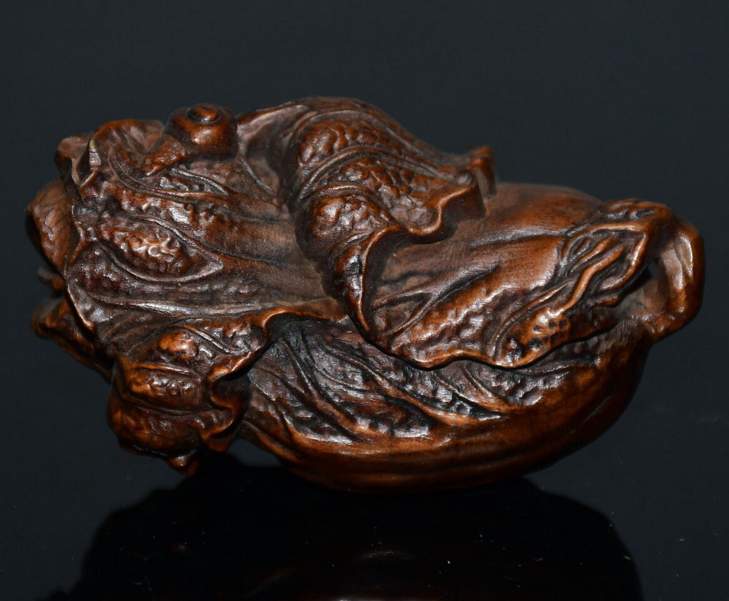 Chinese antique small leaf boxwood cabbage handle
