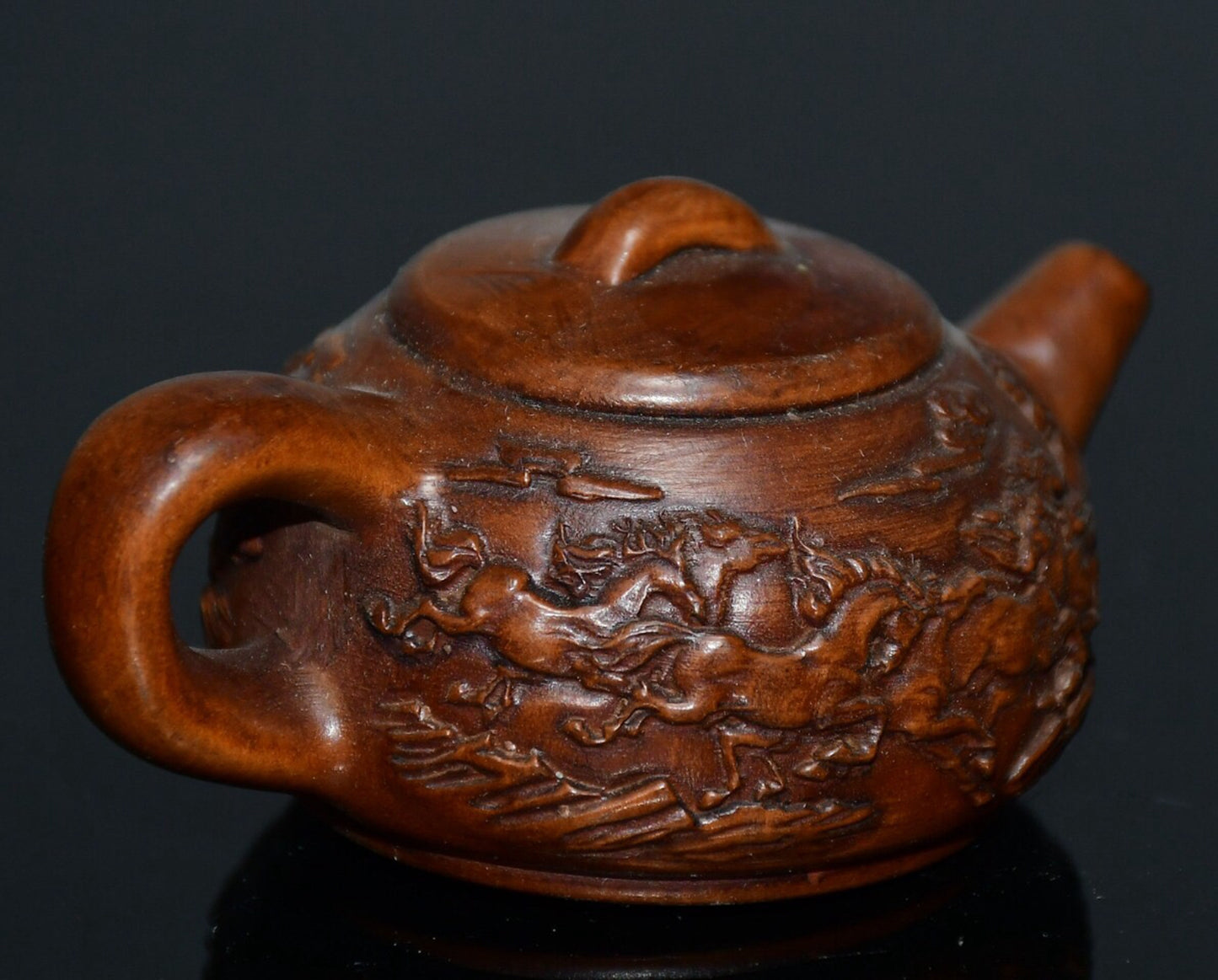 Chinese antique small leaf boxwood eight steed handle and teapot handle piece