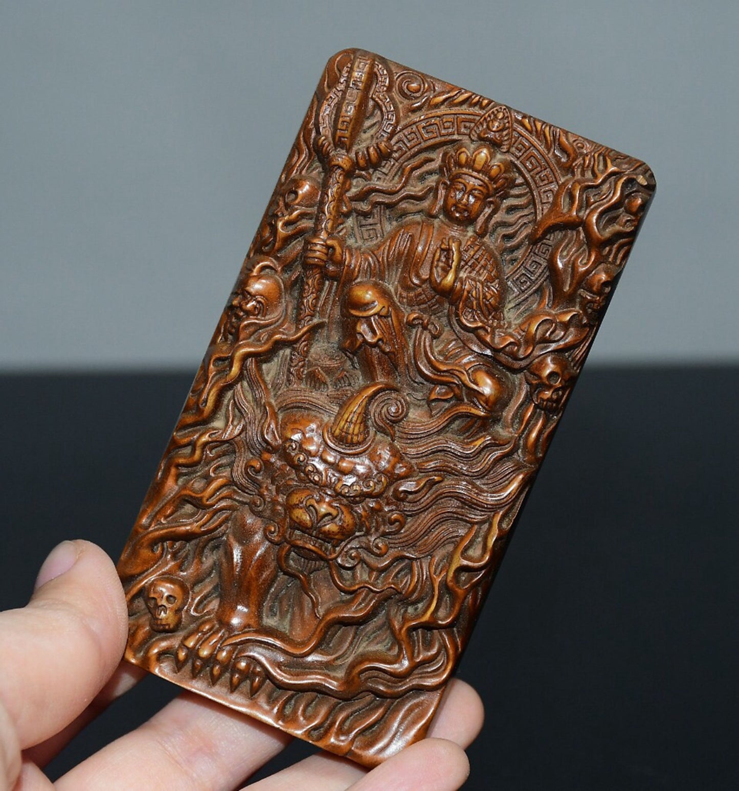 Chinese antique small leaf boxwood ground collection pendant