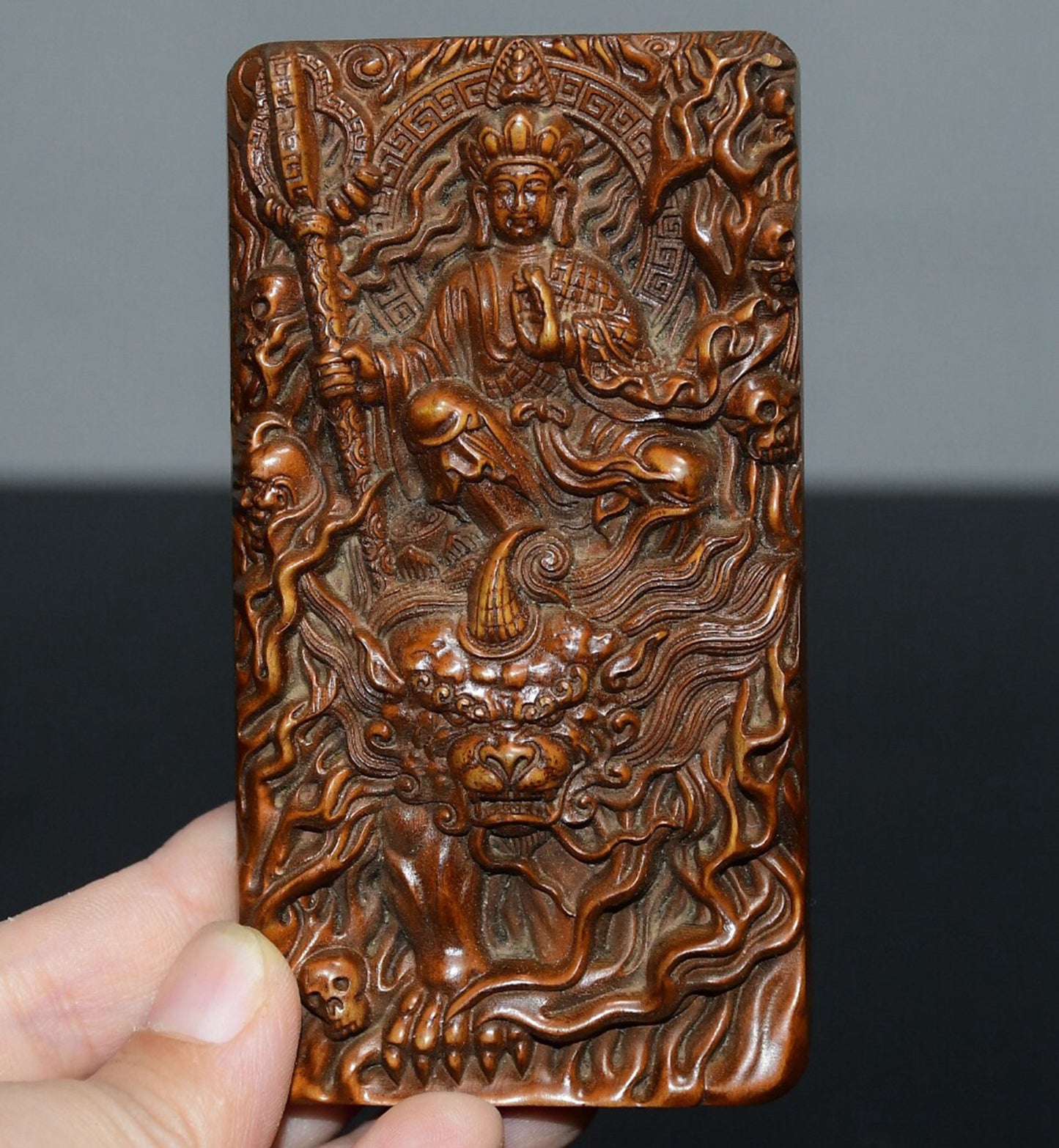 Chinese antique small leaf boxwood ground collection pendant