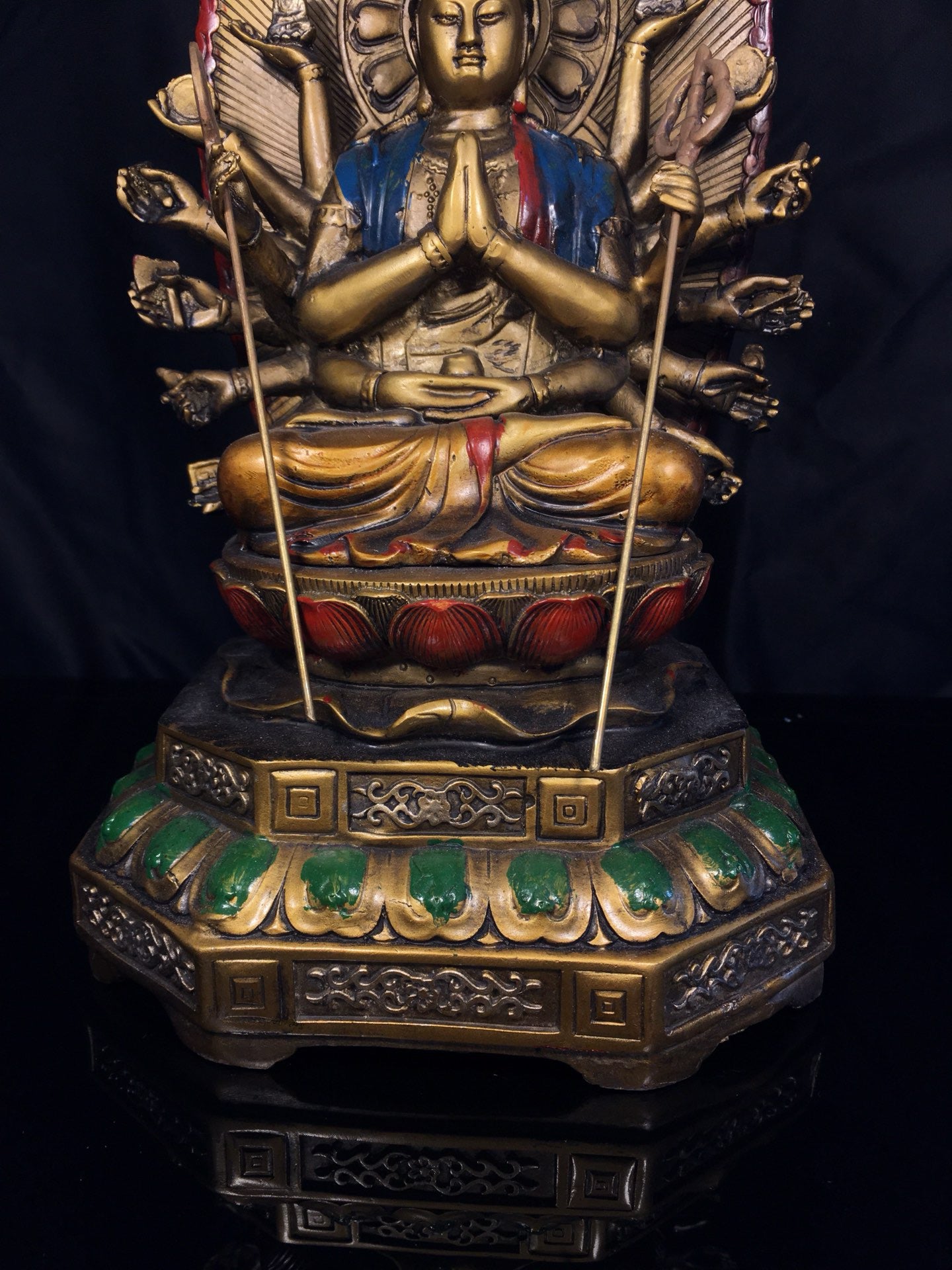 Chinese antique pure copper statue of Thousand Handed Guanyin Bodhisattva