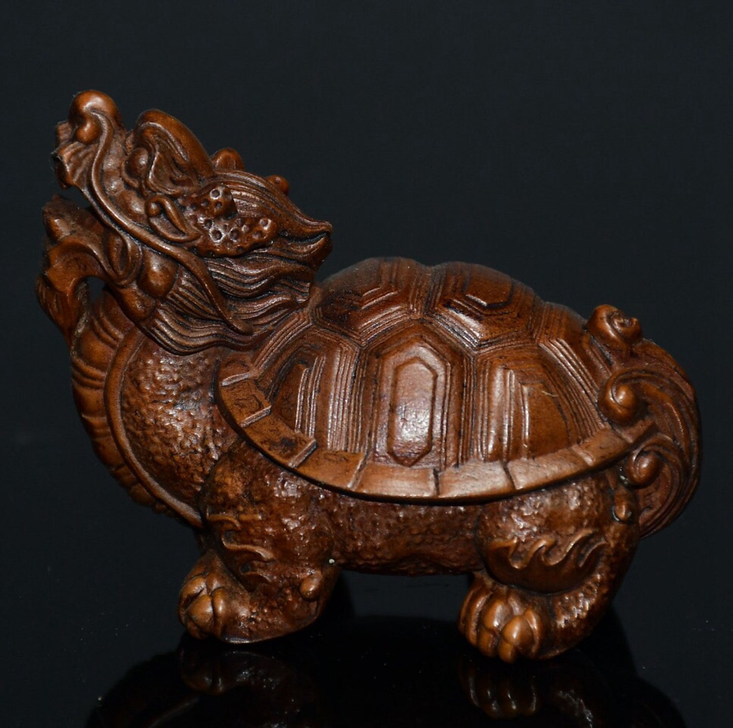 Chinese antique small leaf boxwood dragon turtle ornament