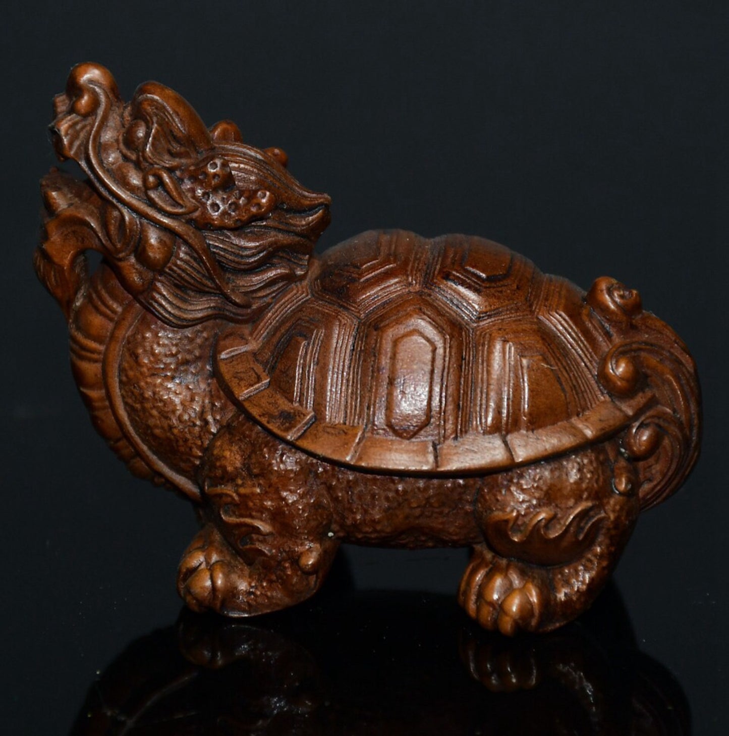 Chinese antique small leaf boxwood dragon turtle ornament