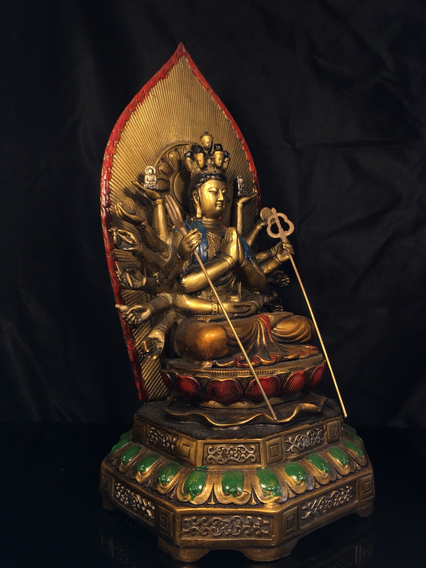 Chinese antique pure copper statue of Thousand Handed Guanyin Bodhisattva