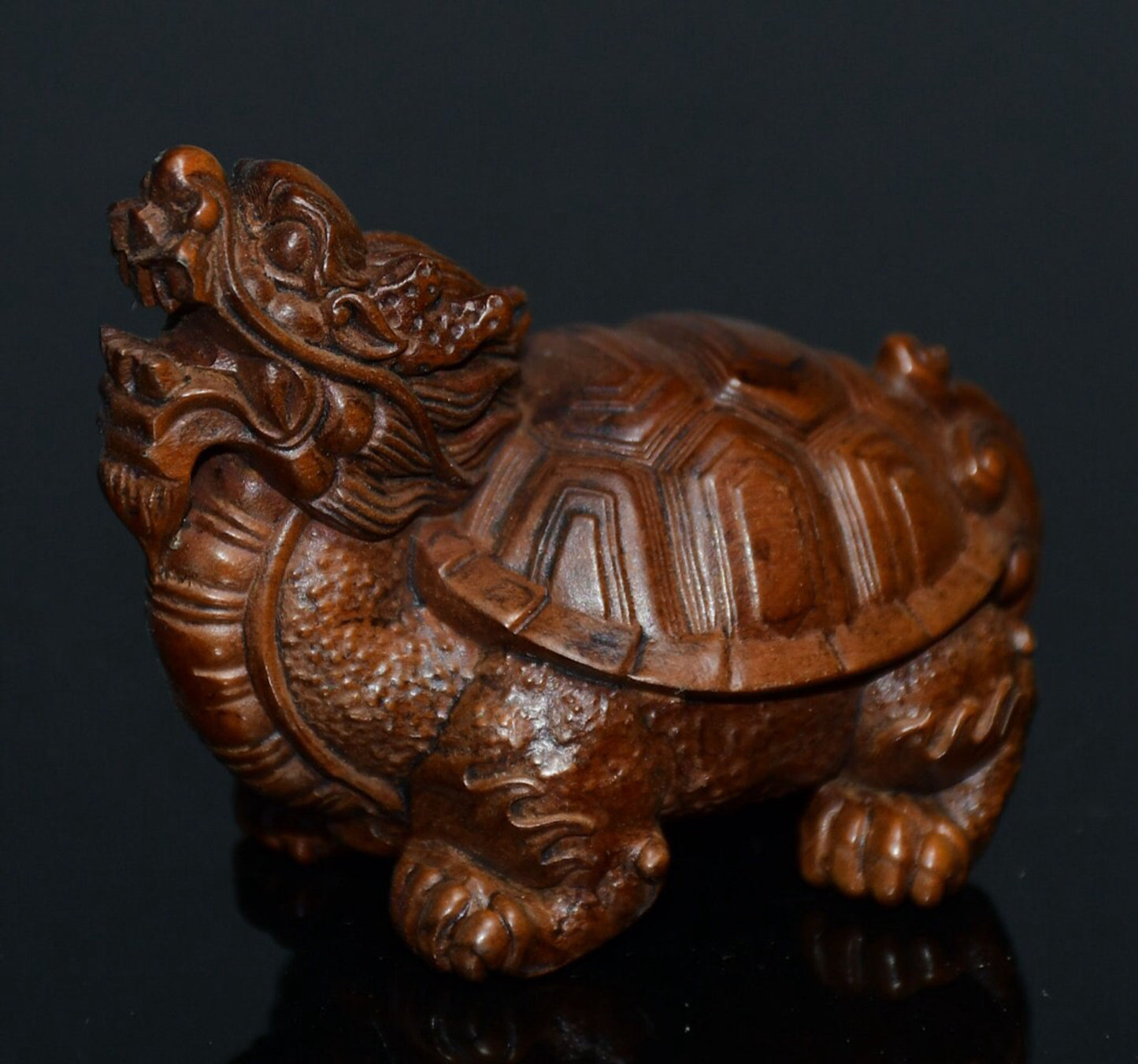 Chinese antique small leaf boxwood dragon turtle ornament