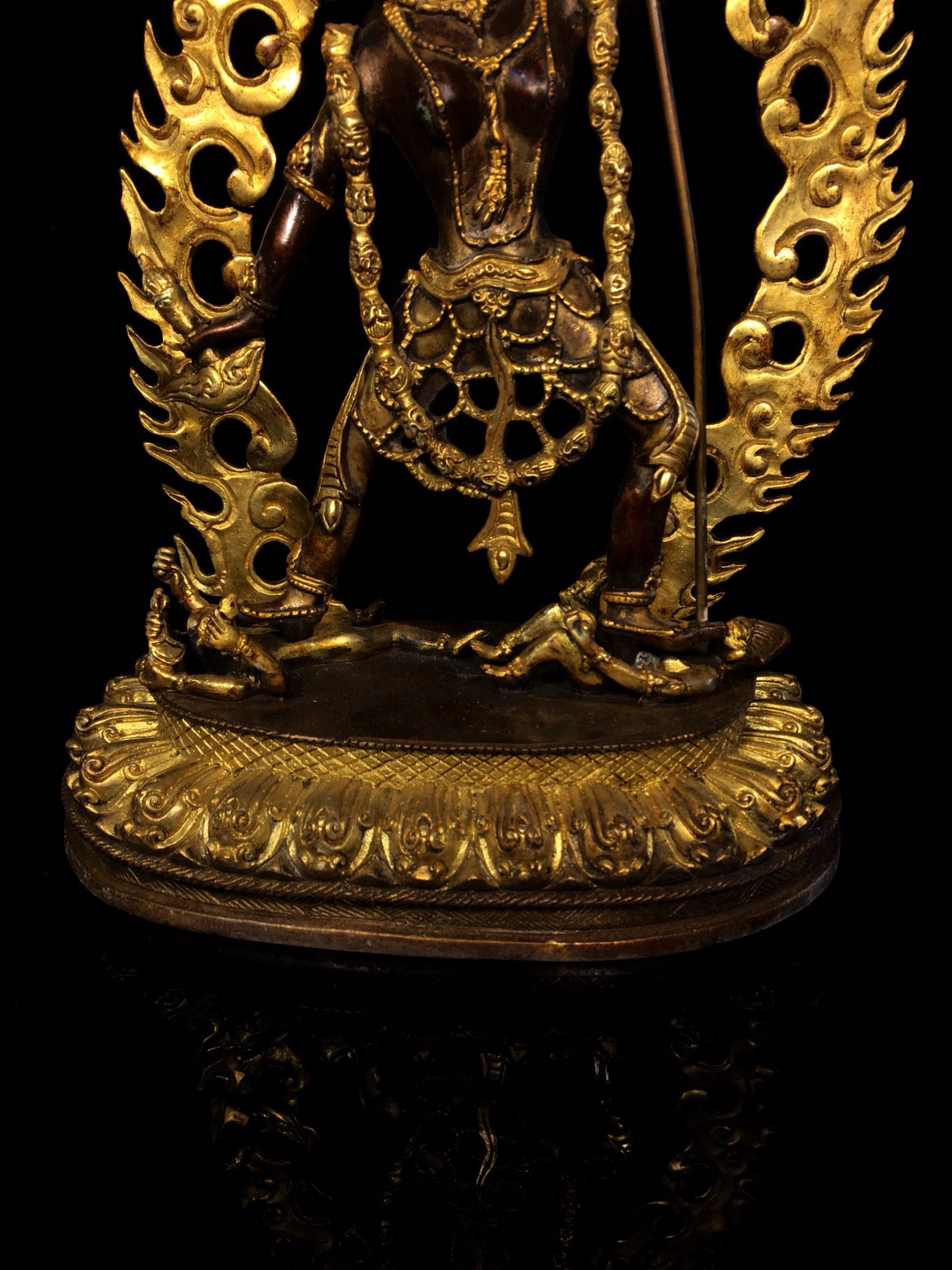 Chinese antique bronze gilded empty line mother Buddha statue