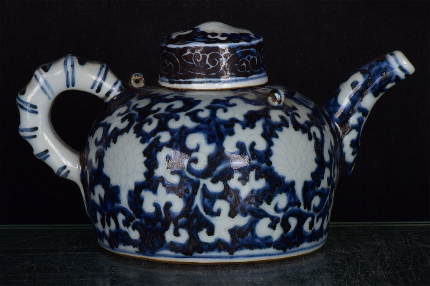 Chinese antique blue and white with white space, entwined flower pattern, three series bamboo teapot