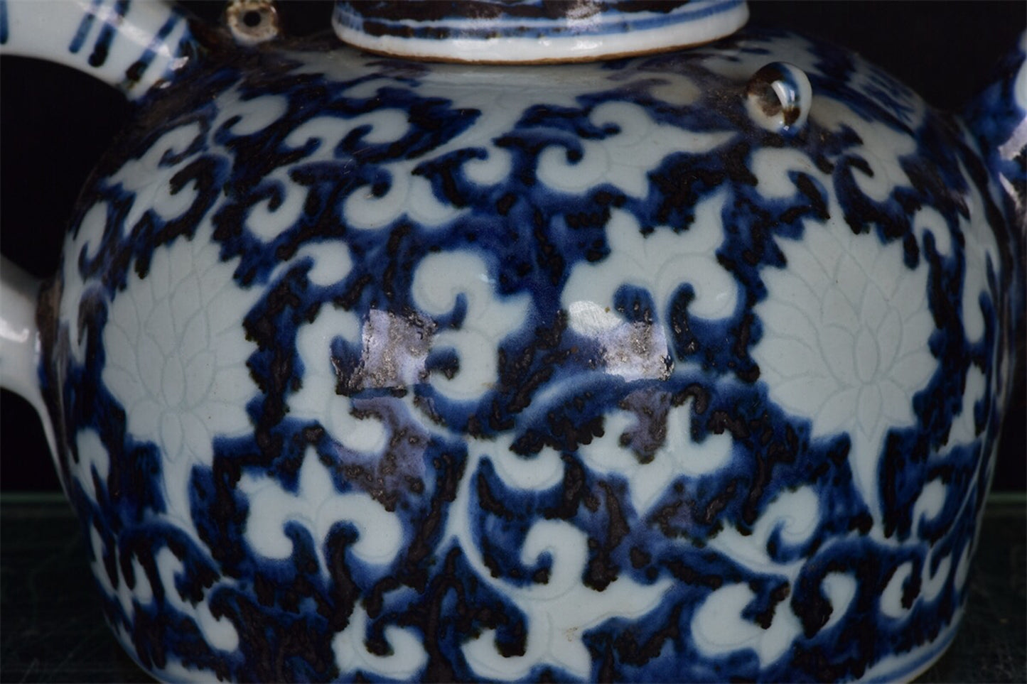 Chinese antique blue and white with white space, entwined flower pattern, three series bamboo teapot