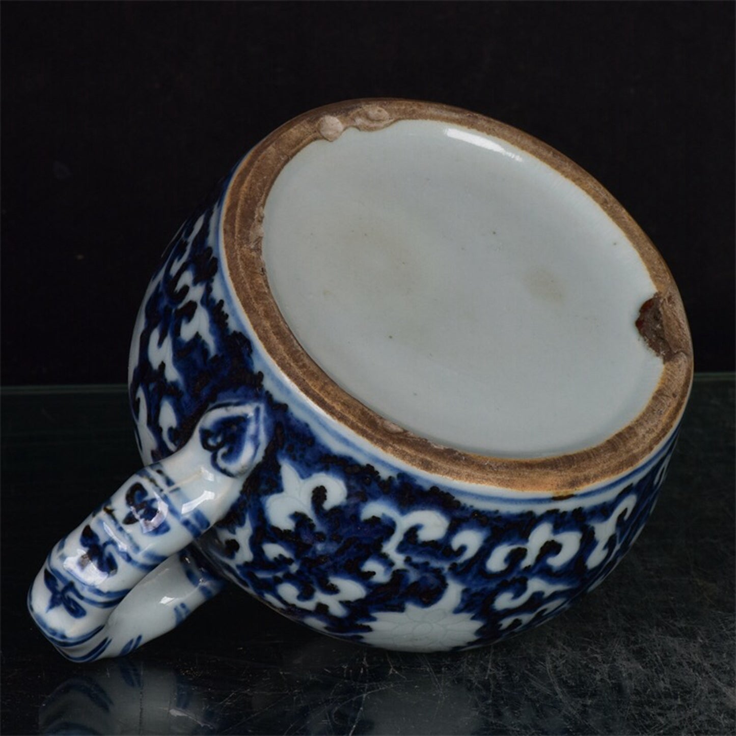 Chinese antique blue and white with white space, entwined flower pattern, three series bamboo teapot