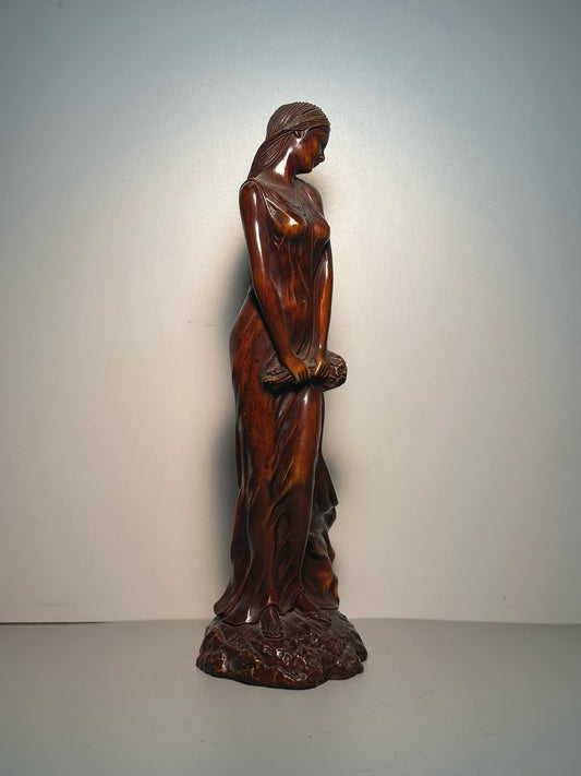 Chinese antique boxwood carving with exquisite craftsmanship to carve character statues