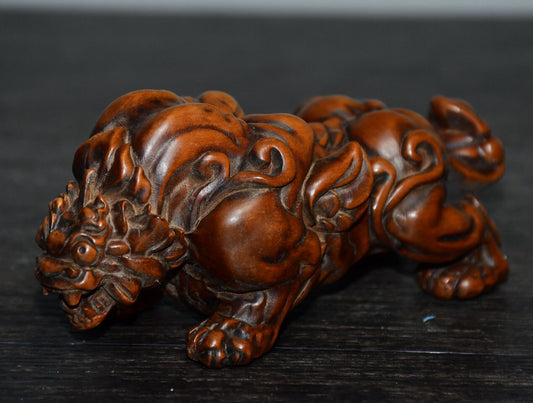 Chinese antique small leaf boxwood flying animal ornament