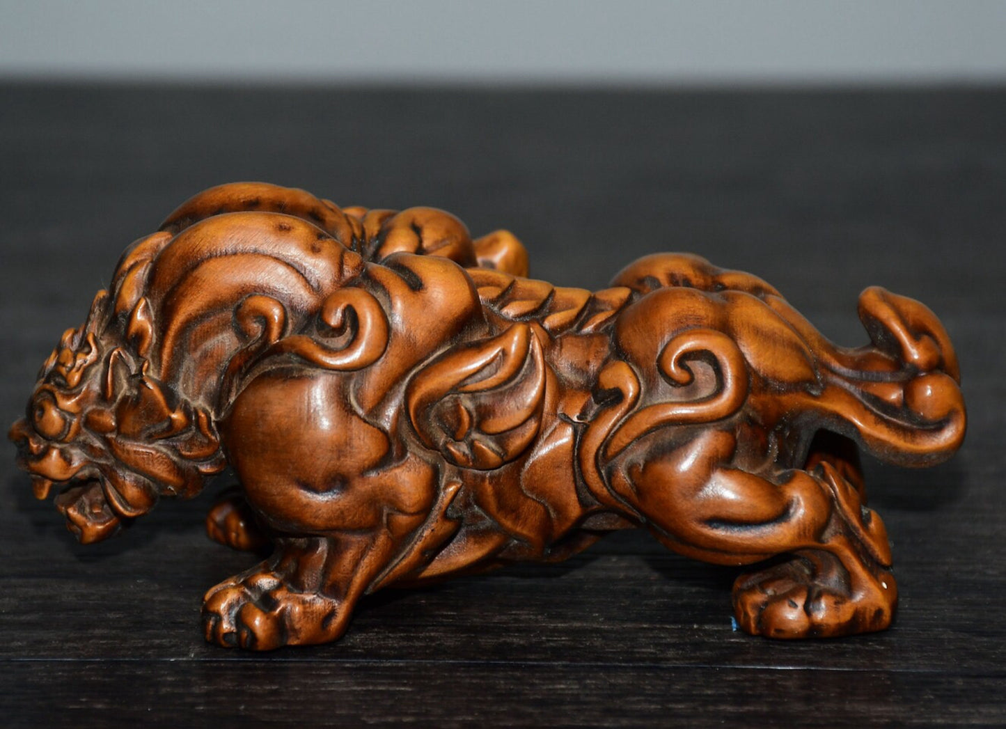 Chinese antique small leaf boxwood flying animal ornament