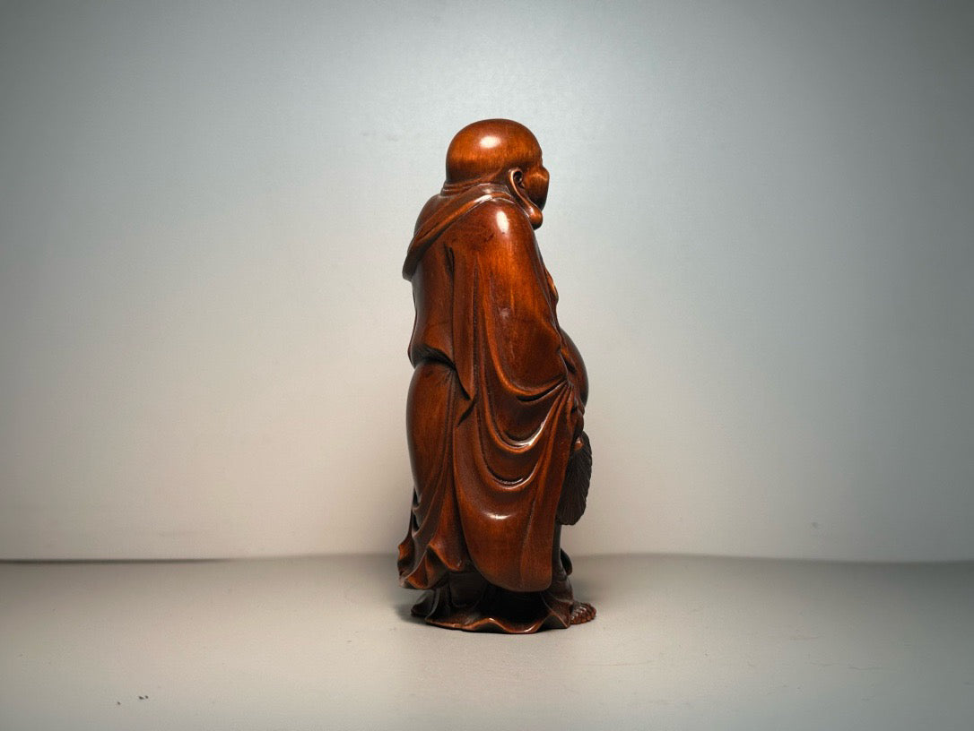 Chinese antique boxwood carving with exquisite craftsmanship to carve Maitreya Buddha