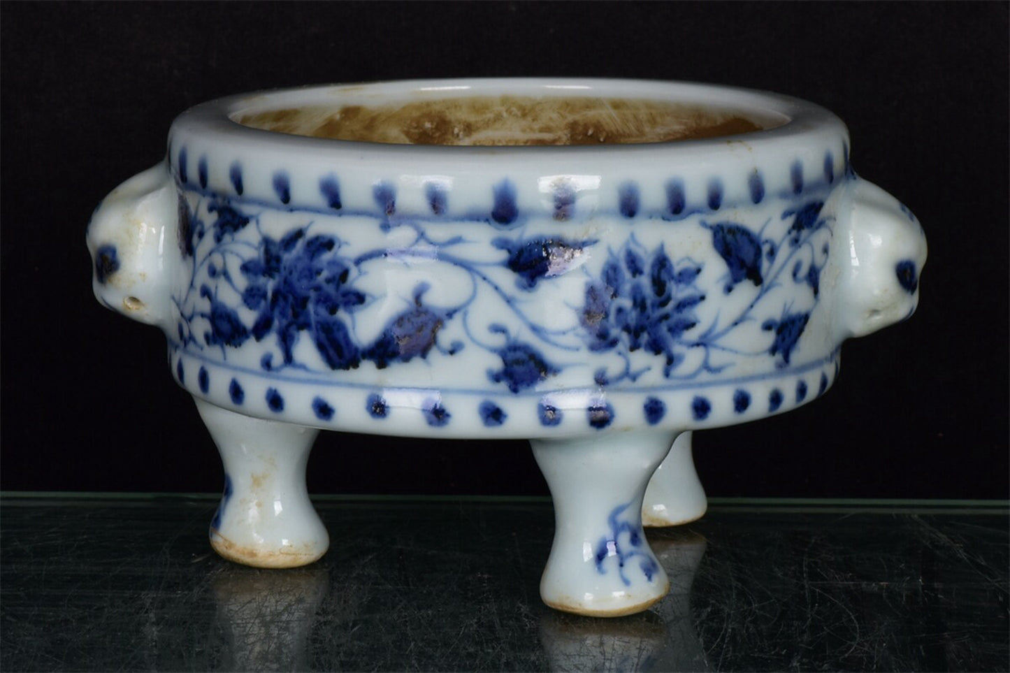 Chinese antique blue and white entwined floral pattern three legged incense burner