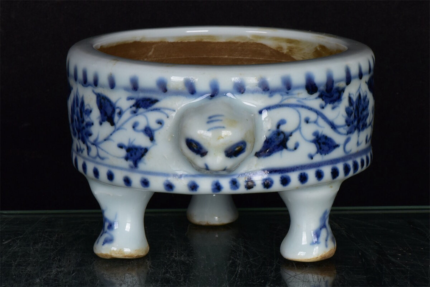 Chinese antique blue and white entwined floral pattern three legged incense burner