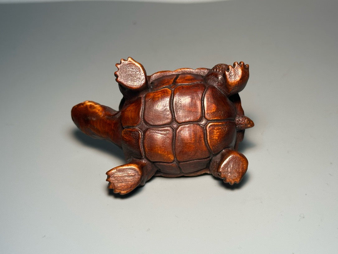 Chinese antique boxwood carving with exquisite craftsmanship for turtle ornaments
