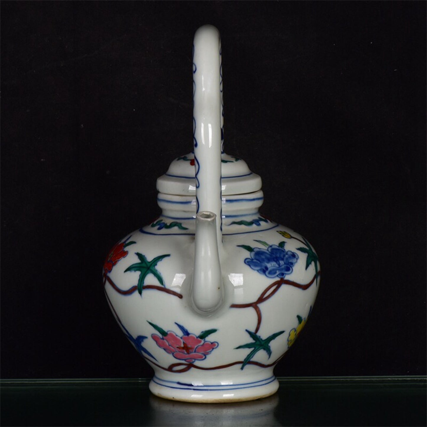 Chinese antique doucai morning glory flower patterned teapot