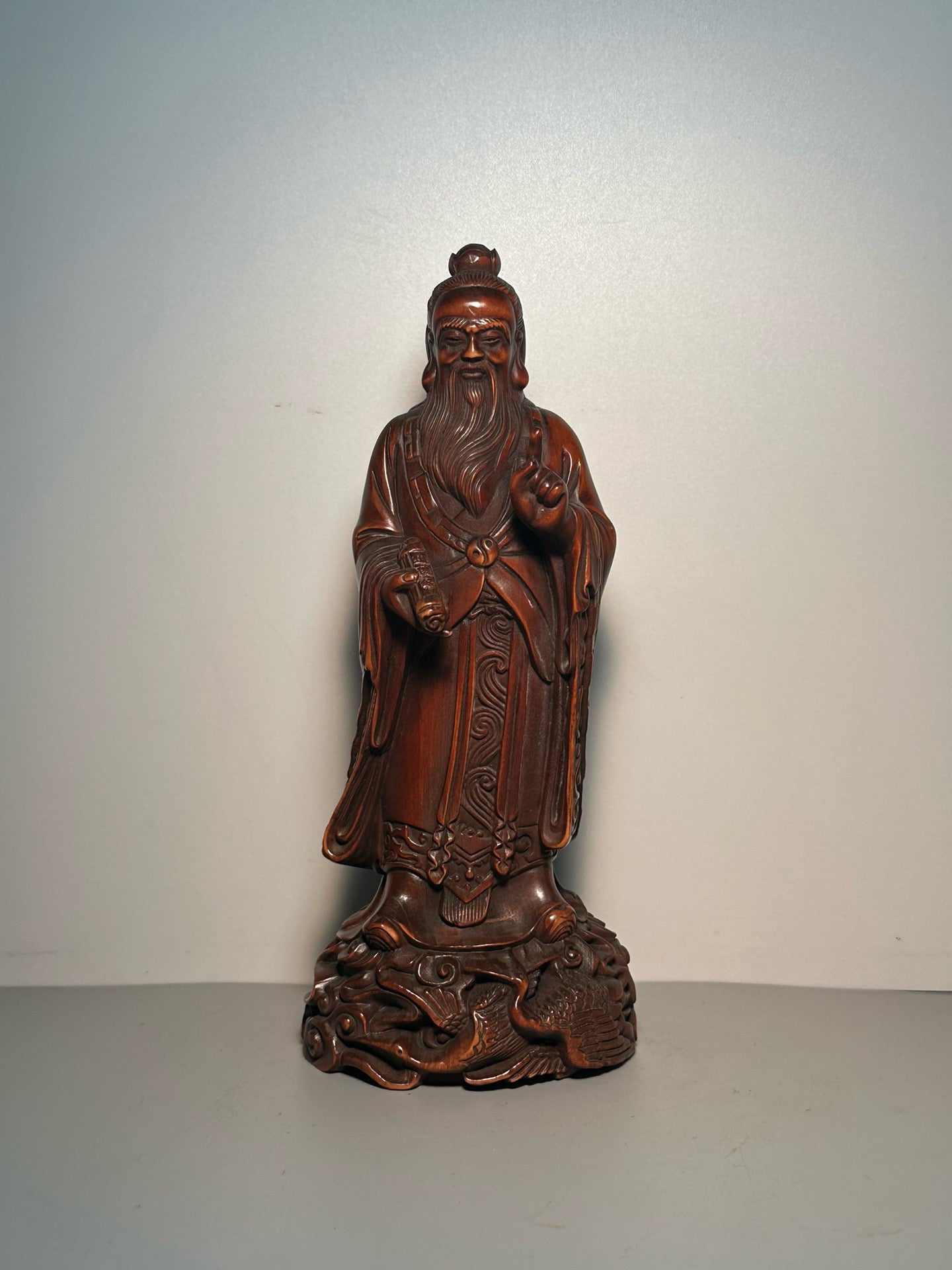 Chinese antique boxwood sculptures crafted with exquisite craftsmanship
