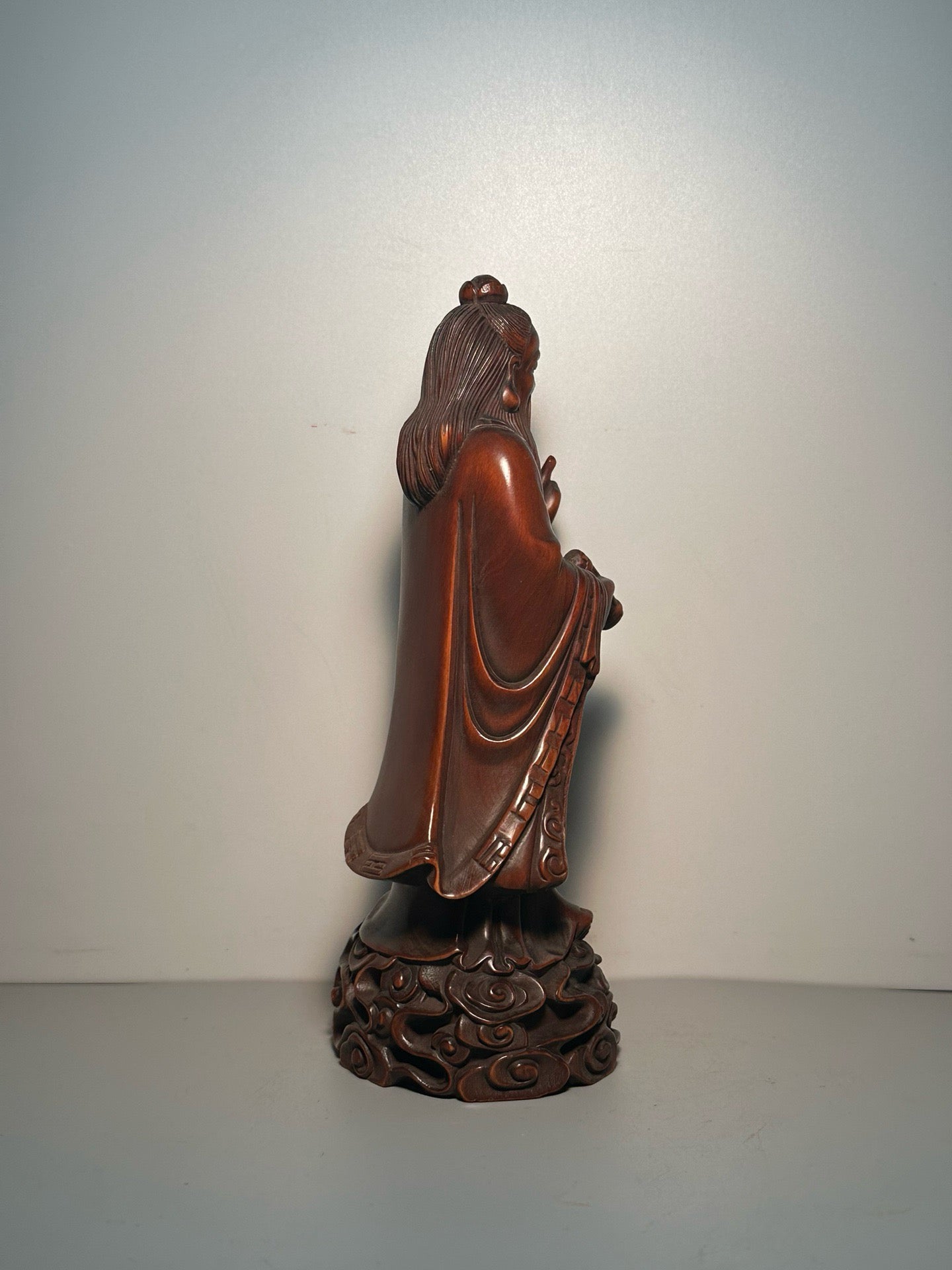 Chinese antique boxwood sculptures crafted with exquisite craftsmanship