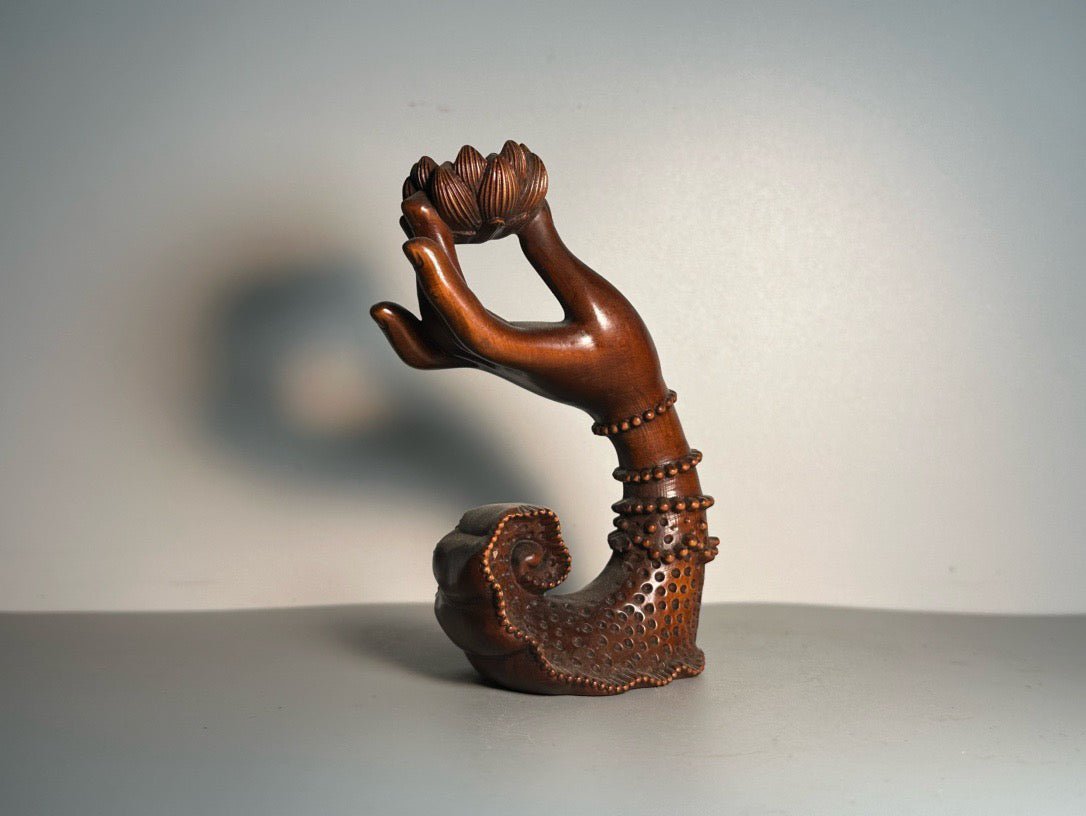 Chinese antique boxwood carving with exquisite craftsmanship, carved with Buddha's hand incense insert