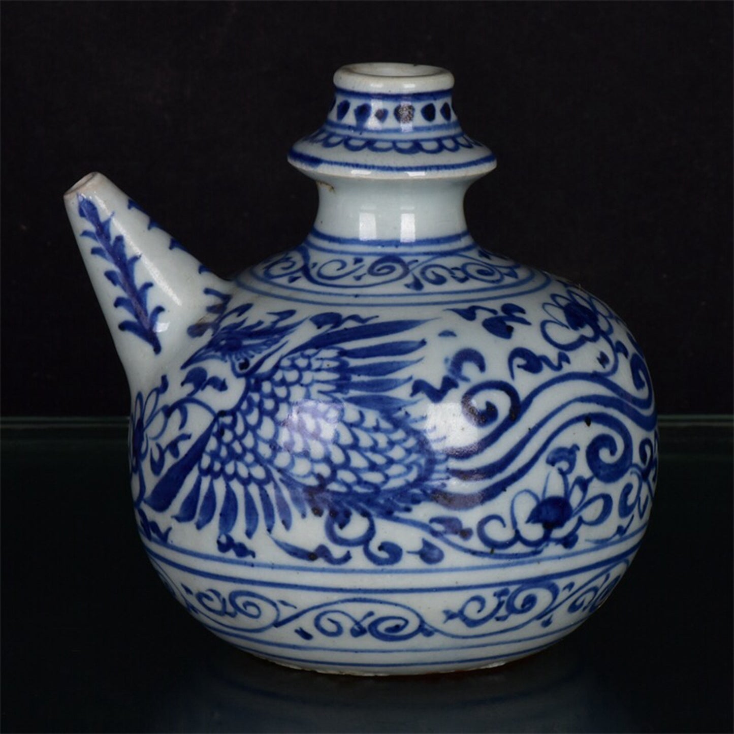 Chinese antique blue and white intertwined phoenix patterned clean bottle