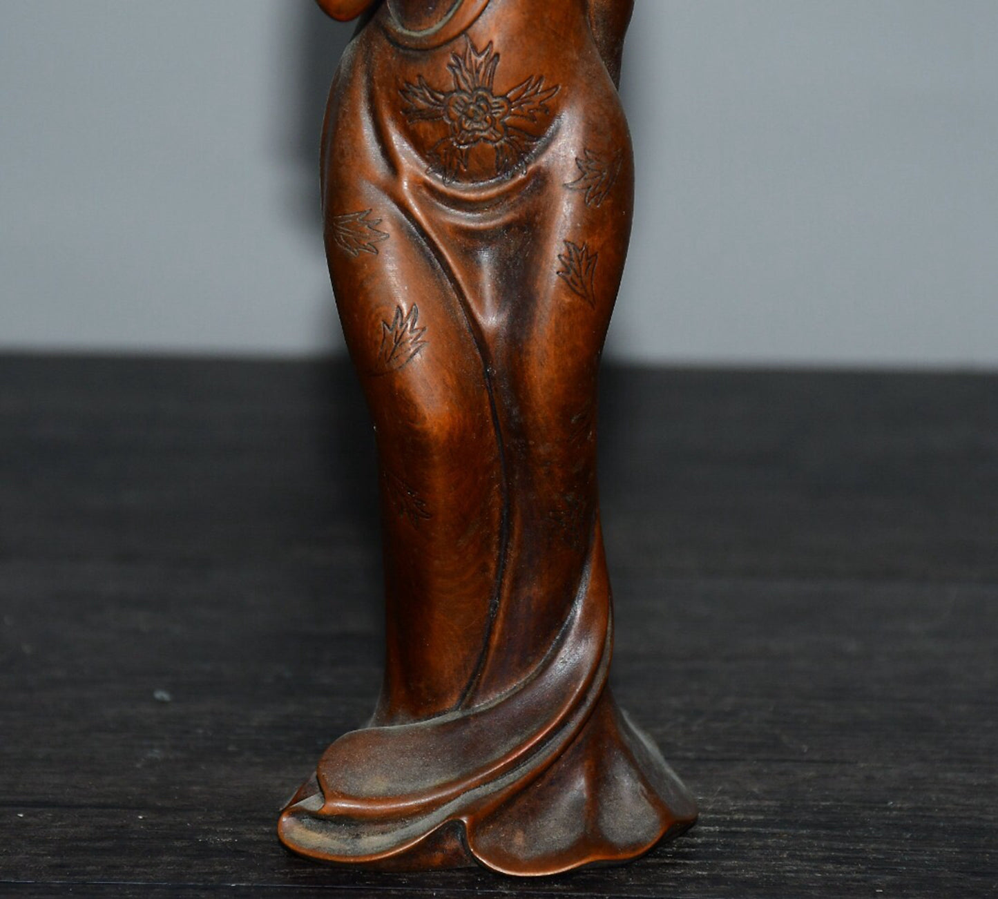 Chinese antique small leaf boxwood figure ornaments