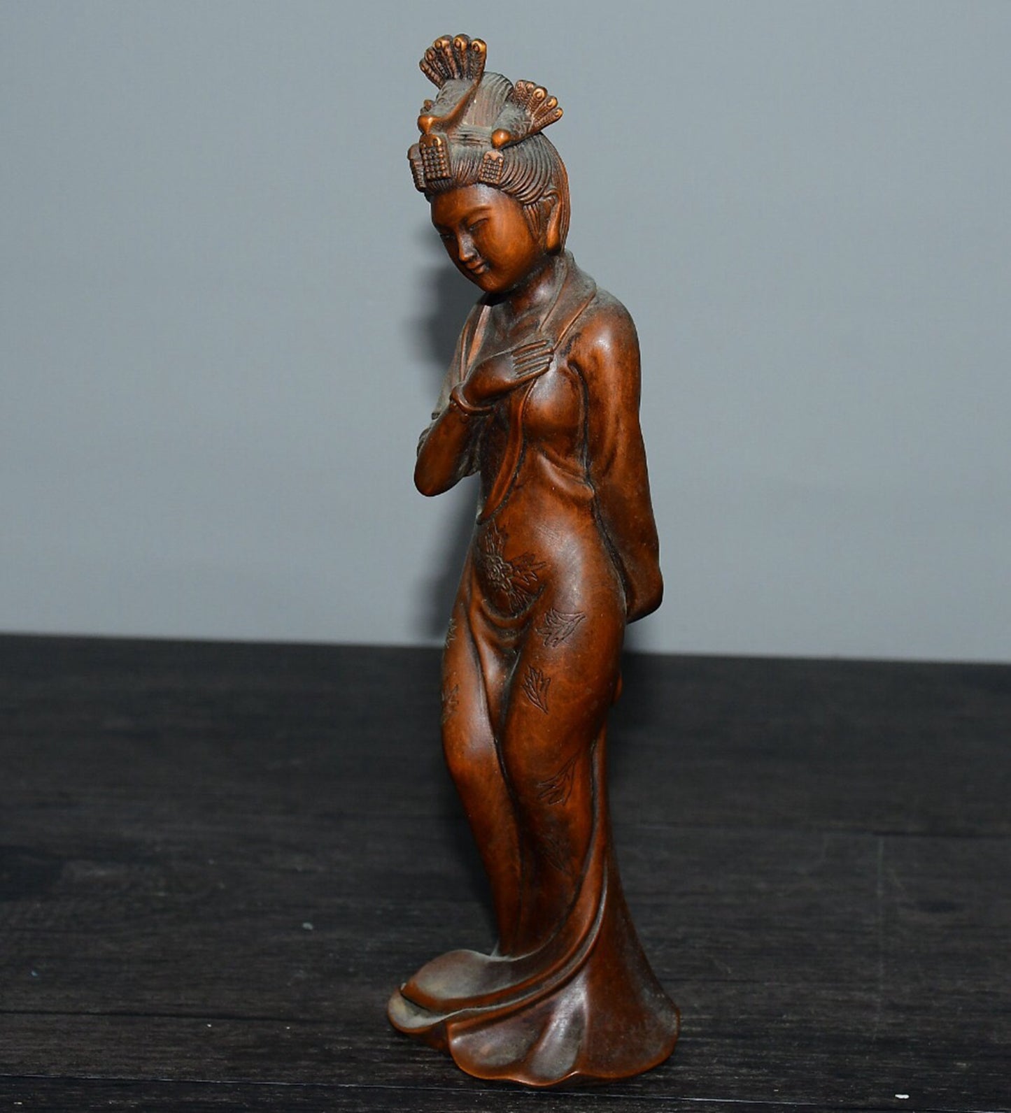 Chinese antique small leaf boxwood figure ornaments