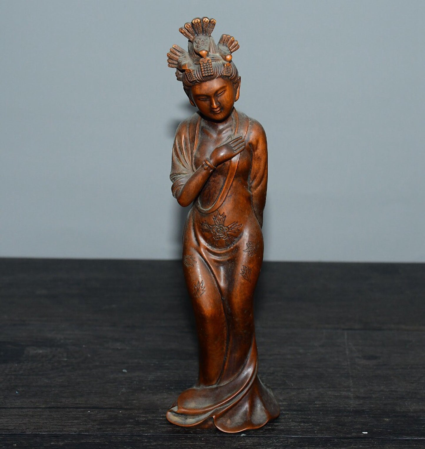 Chinese antique small leaf boxwood figure ornaments