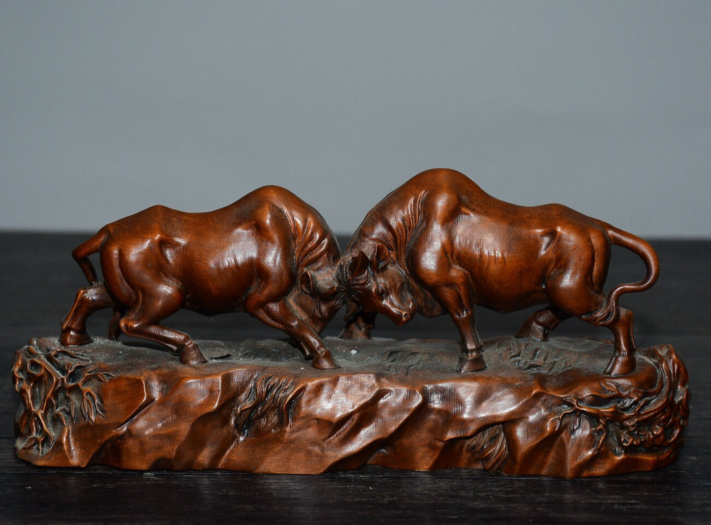 Chinese antique small leaf boxwood bullfighting ornament