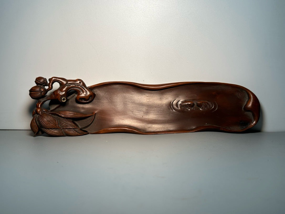 Chinese antique boxwood carved and finely crafted ornaments