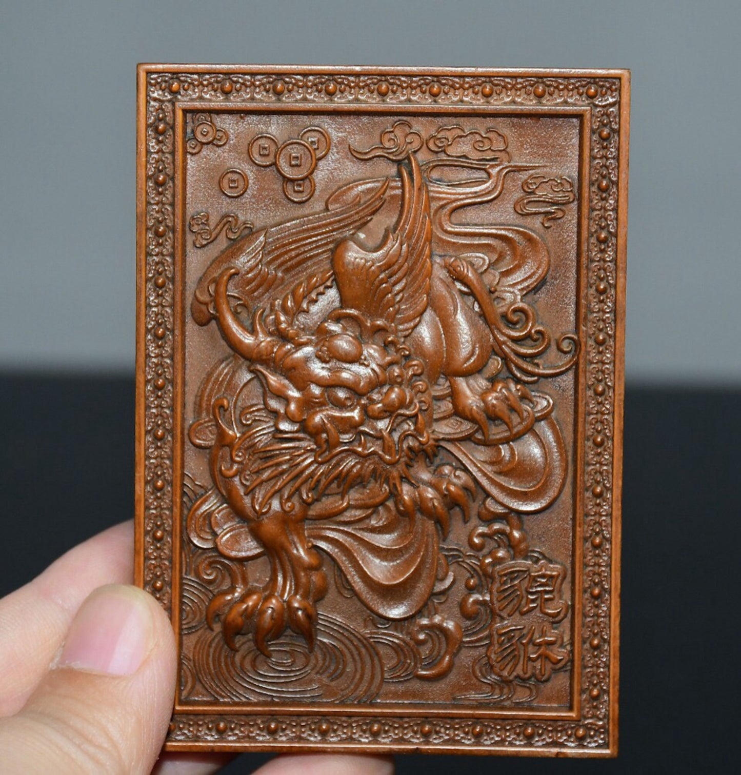 Chinese antique small leaf boxwood pixiu pendant