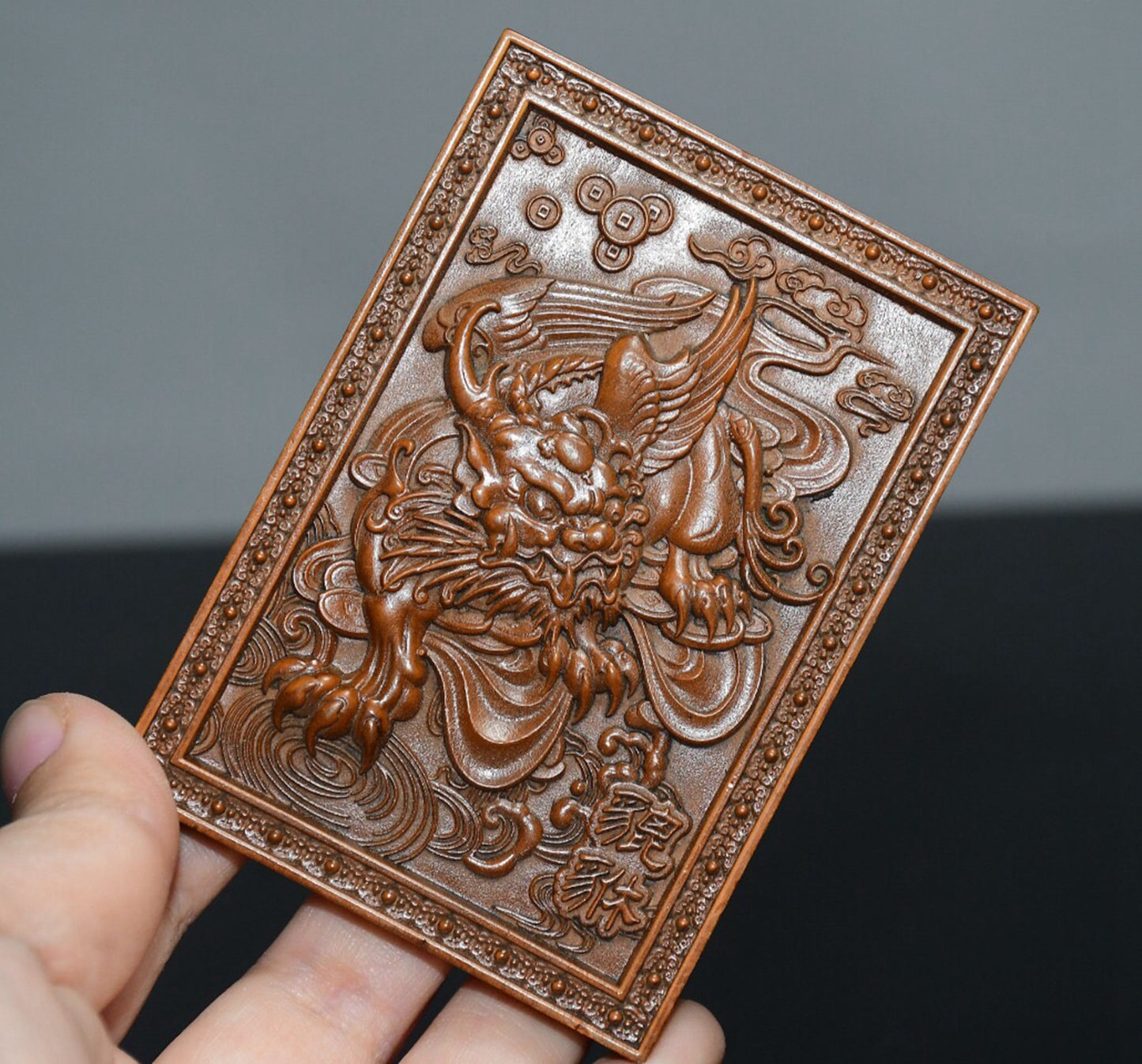Chinese antique small leaf boxwood pixiu pendant