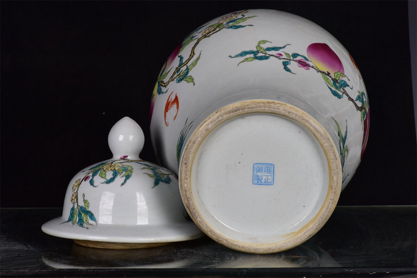 Chinese antique pink nine peach painting general jar