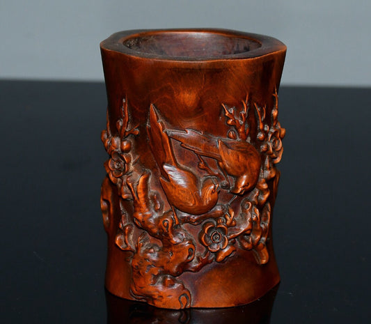 Chinese antique small leaf boxwood joyful eyebrow pencil holder ornament
