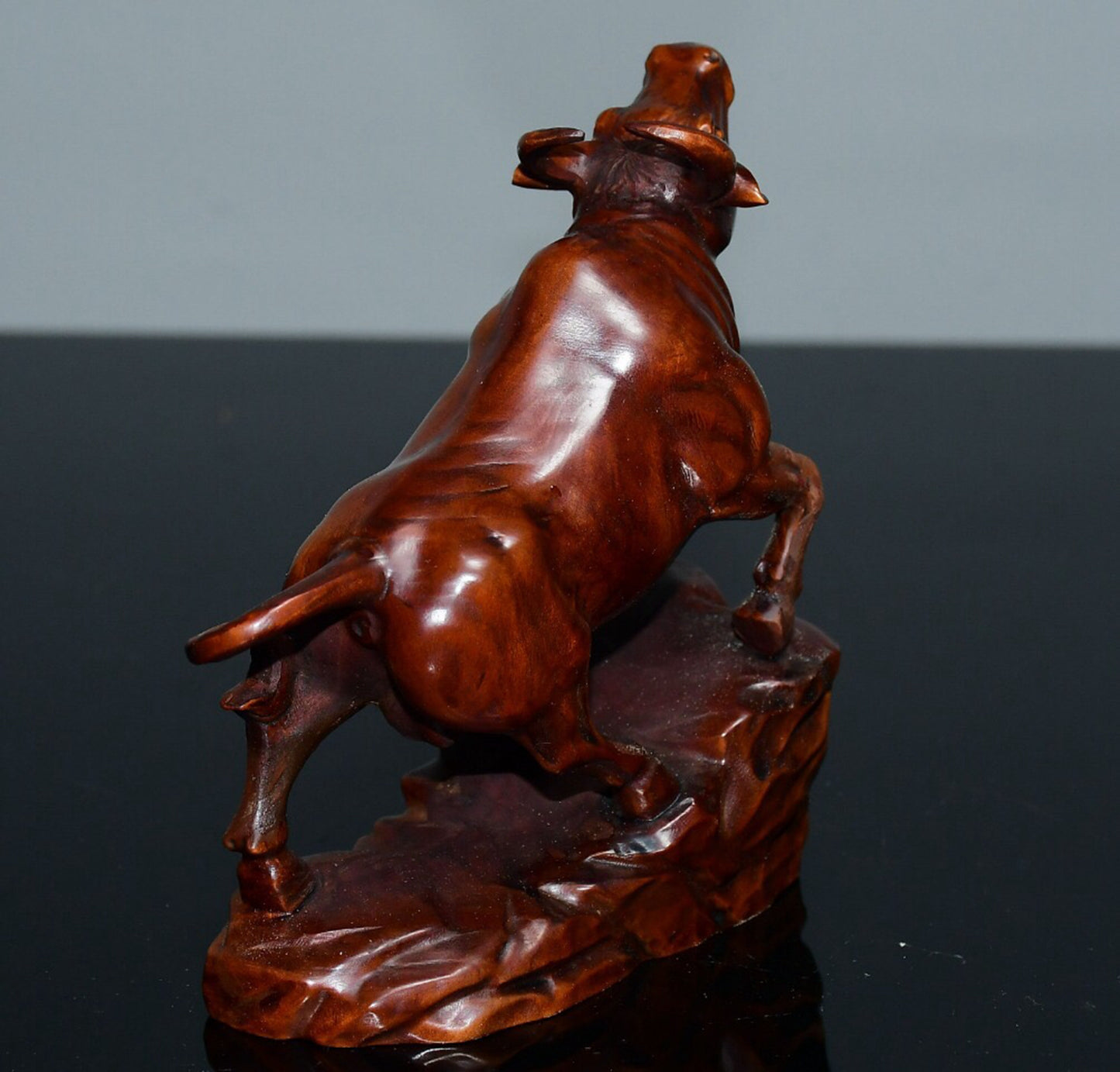 Chinese Antique Small Leaf boxwood Ox Qi Soaring Ornament