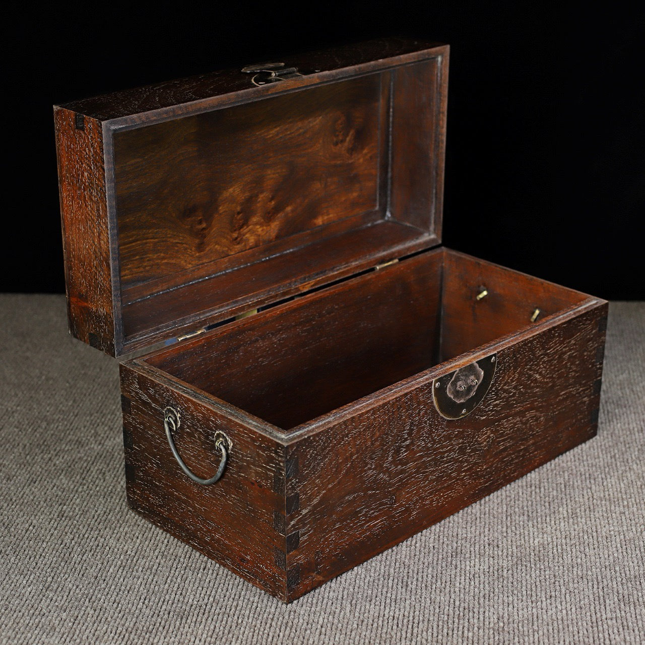Chinese antique rosewood handmade carved box