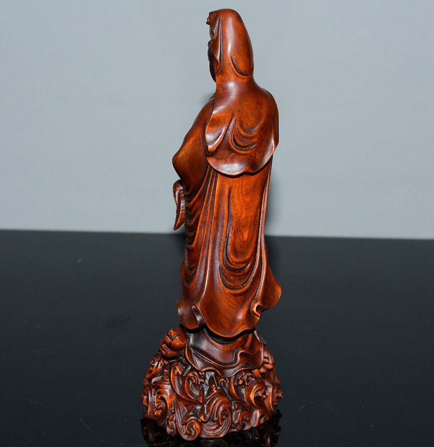 Chinese antique small leaf boxwood clear bottle Guanyin ornament