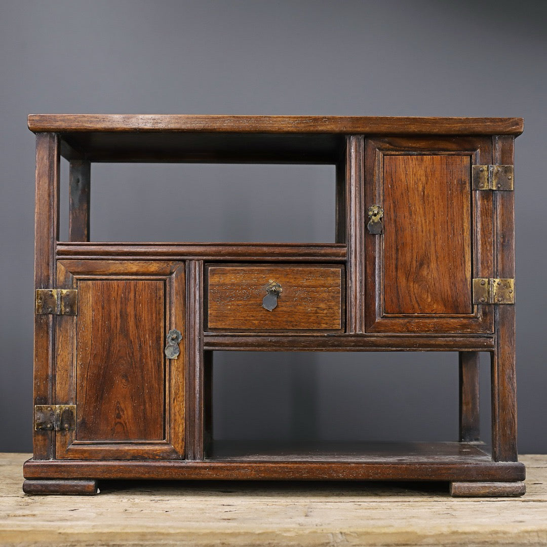 Chinese antique rosewood pure handmade carved antique cabinet